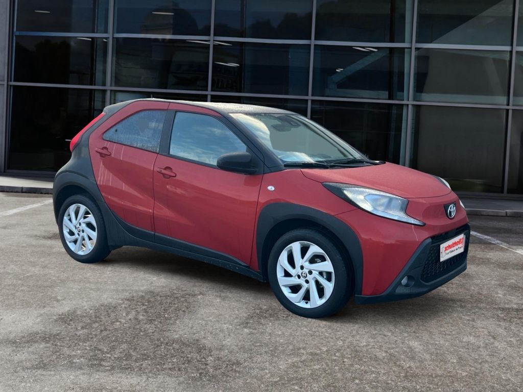 Fahrzeugabbildung Toyota Aygo X Pulse