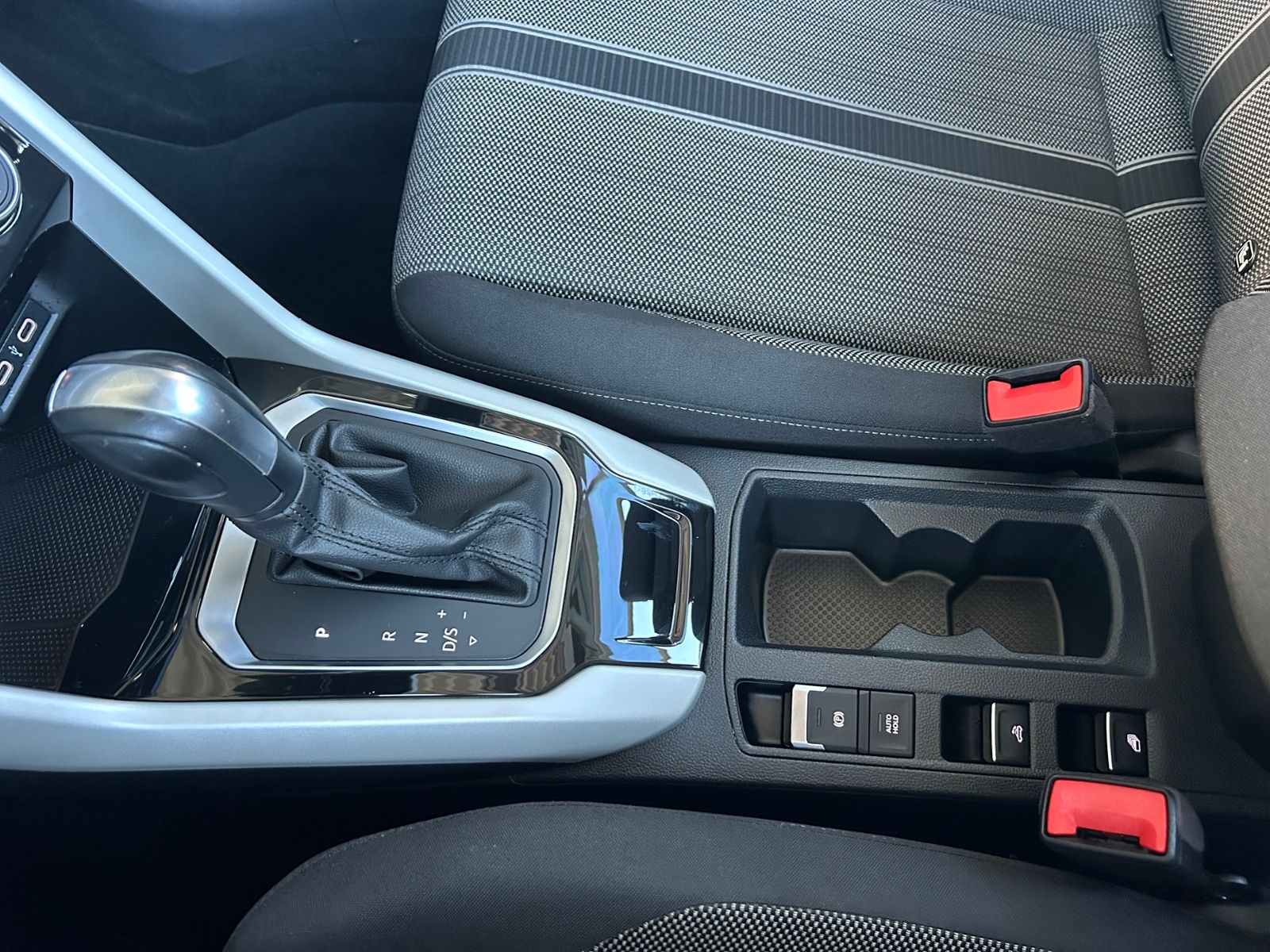 Fahrzeugabbildung Volkswagen T-Roc Cabriolet Style 1.5 TSI DSG StandHz NAVI