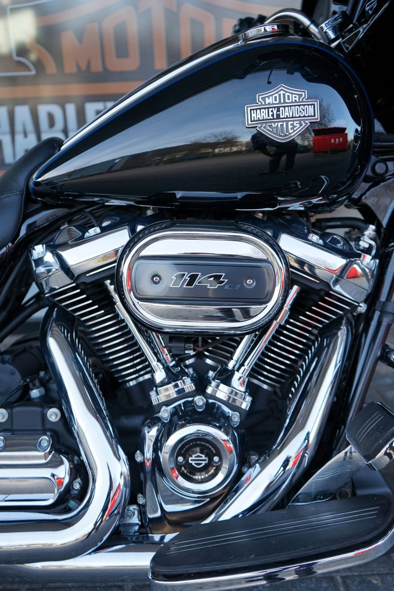 Fahrzeugabbildung Harley-Davidson Street Glide Special FLHXS 114 mit Scremin Eagle