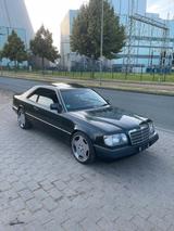Mercedes-Benz W124 230CE - Mercedes-Benz mit LPG-Antrieb: W124