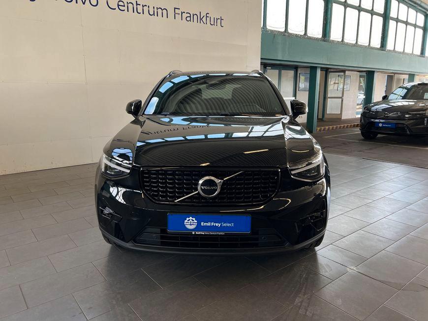 Volvo XC40 B3 Plus-Dark DKG Pano Pixel-LED AHK Pilot B