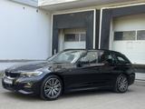 BMW 330 D xDrive M-Sport LED Live-Cockpit HuD H&K  - BMW 330 mit Diesel-Antrieb: Kombi, Automatik
