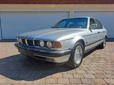 BMW 740i e32 V8 Oldtimer  - BMW 740: E32 740i