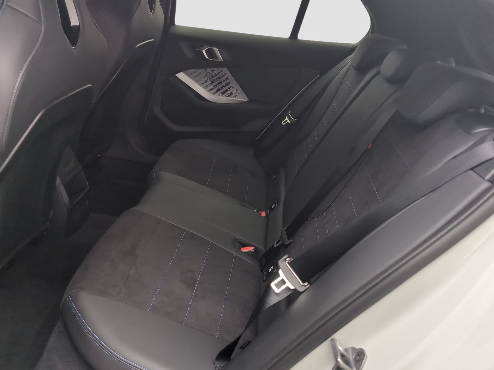 BMW 116 - Bild 9