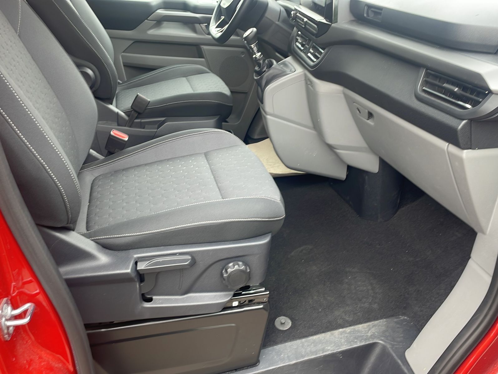 Ford Tourneo Custom 320 L1 Titanium*8 Sitze*LED* foto 20