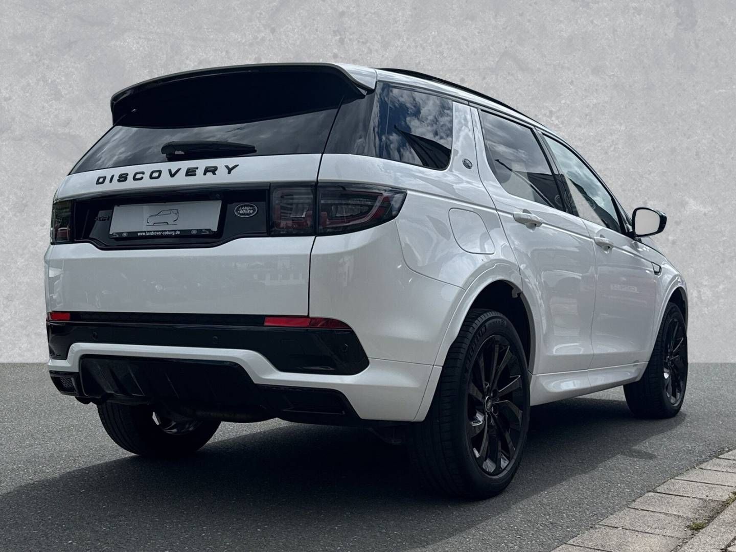 Land Rover Discovery Sport D165 R-Dynamic SE imagem 2