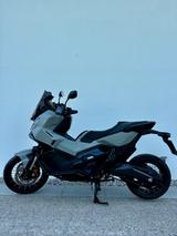 Honda X-ADV 750 2026 Deep Mud Gray/Grau 2026 DCT - Honda X-ADV 750