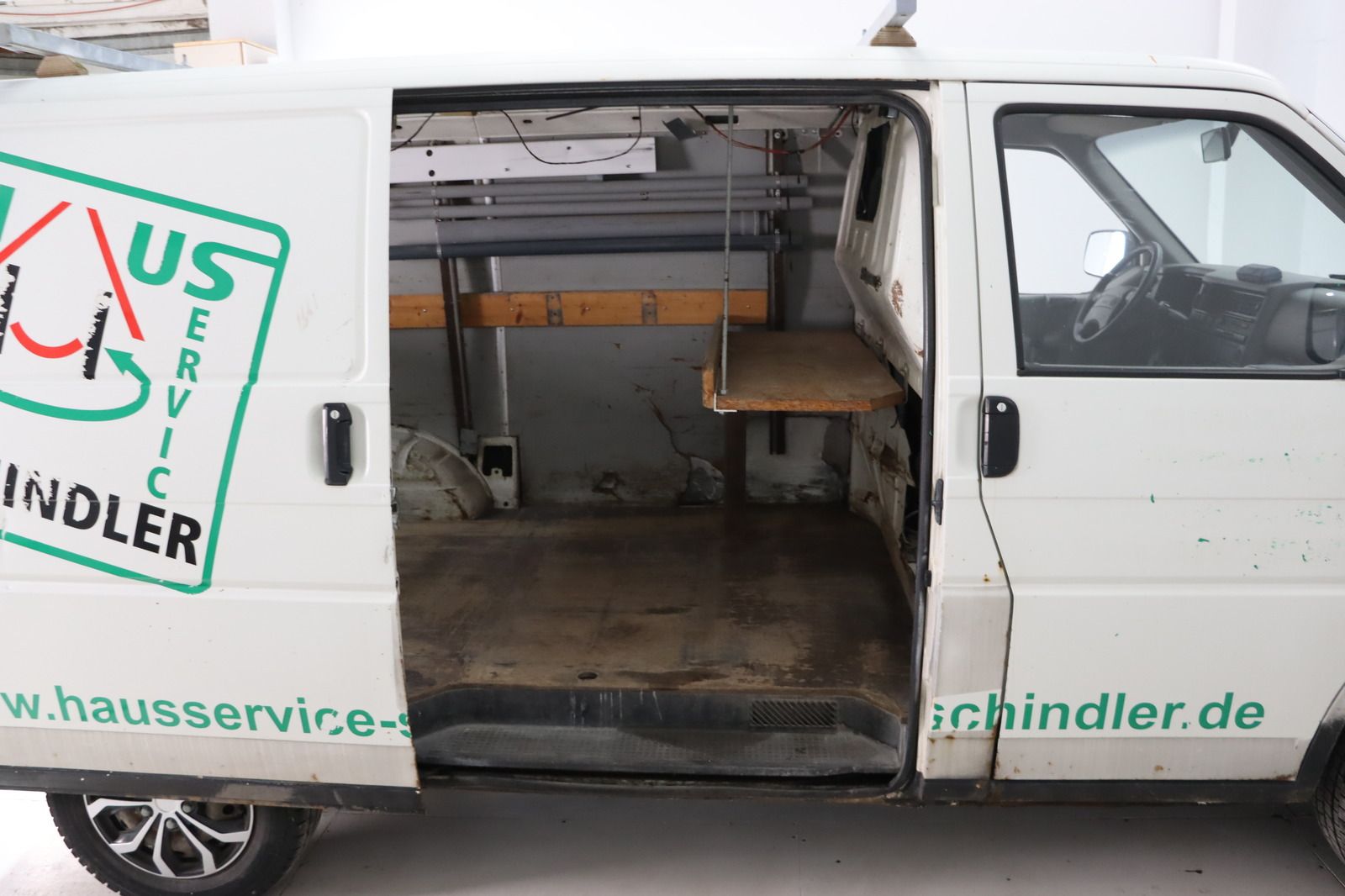 Fahrzeugabbildung Volkswagen T4 2.4 D Transporter