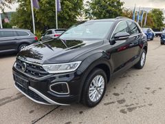 VW T-Roc Life 110PS #NAVI #APP #SHZ. VW T-Roc Life 110PS #NAVI #APP #SHZ.