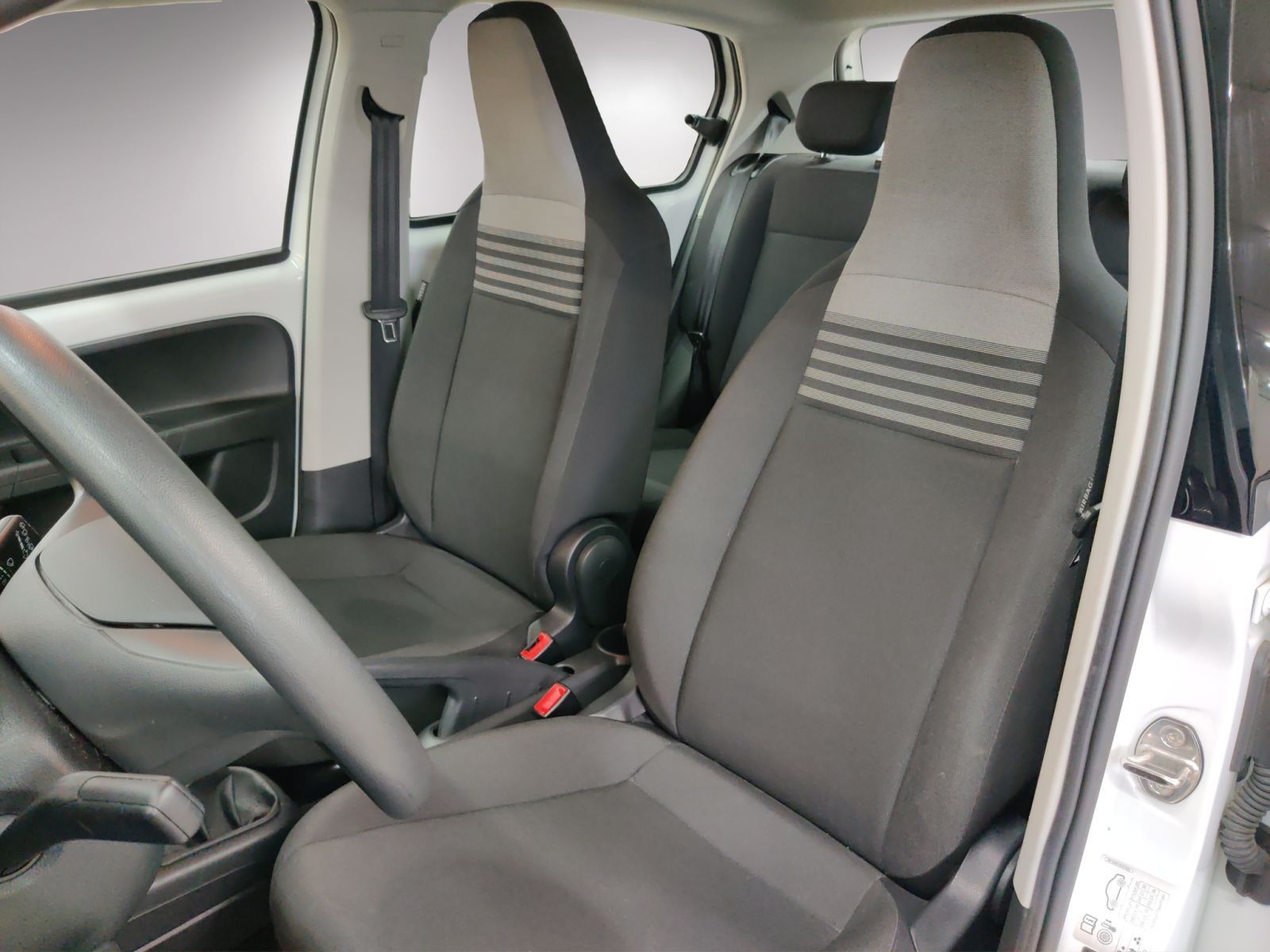 Volkswagen up! - Bild 7