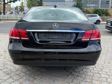 Mercedes E 200 - 3