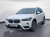 BMW X1 xDrive20i A xLine *LED*PDC*SHZ*Navi*Sportsitz - BMW X1: Sport