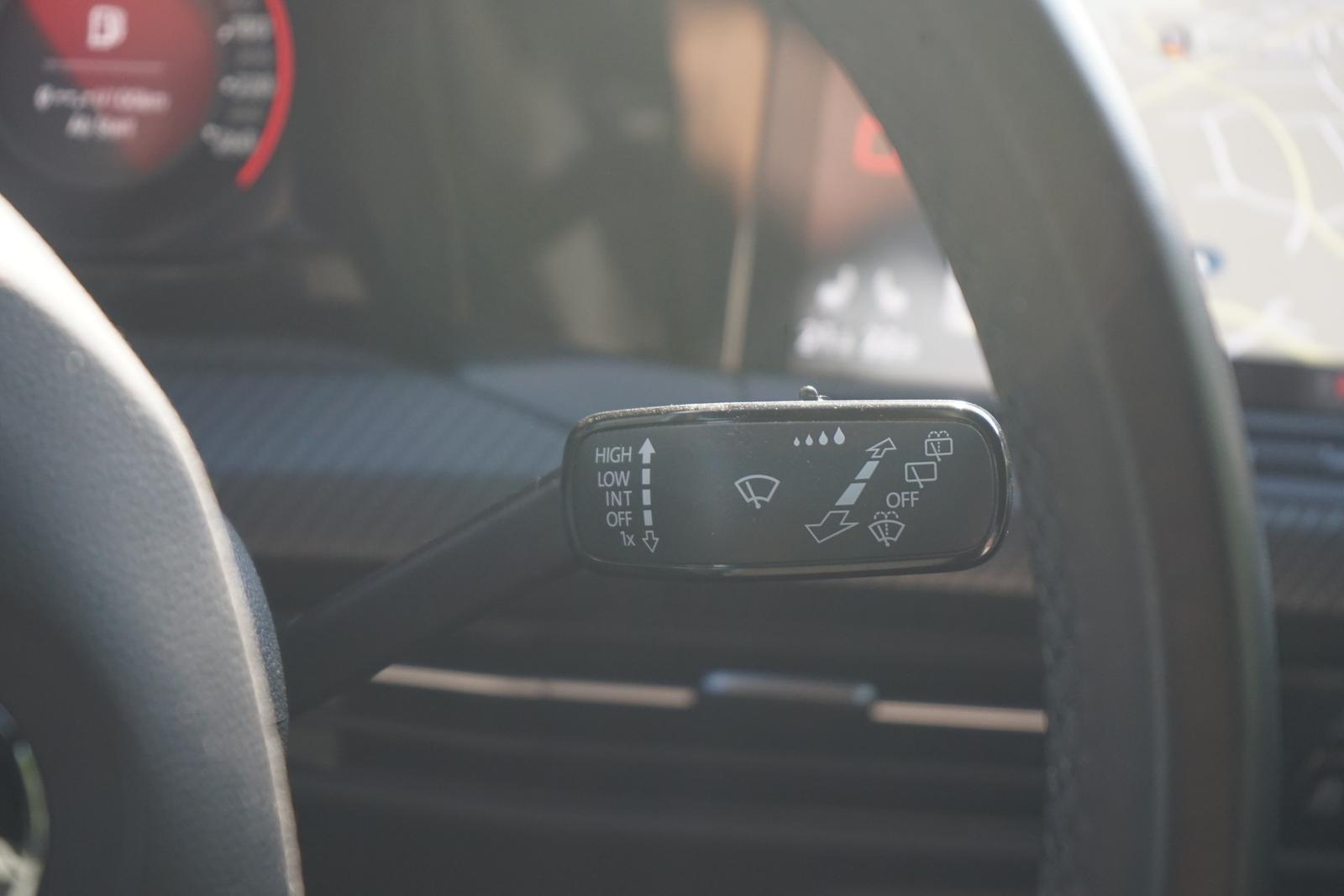 Volkswagen Golf VIII Variant R-Line eTSI LED Navi ACC PDC, миниатюра 19