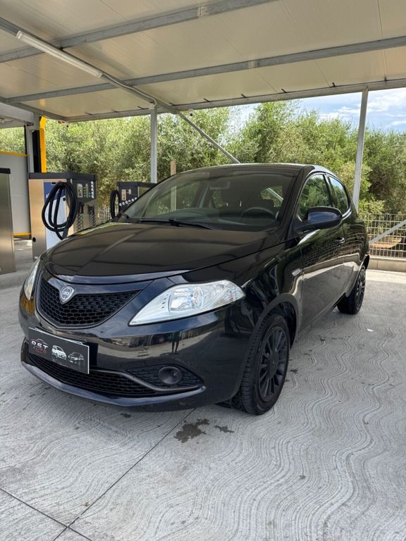 Image of Lancia Ypsilon