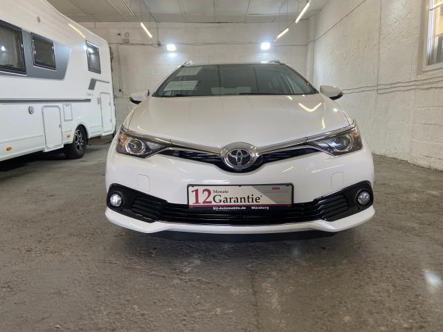Toyota Auris Touring Sports