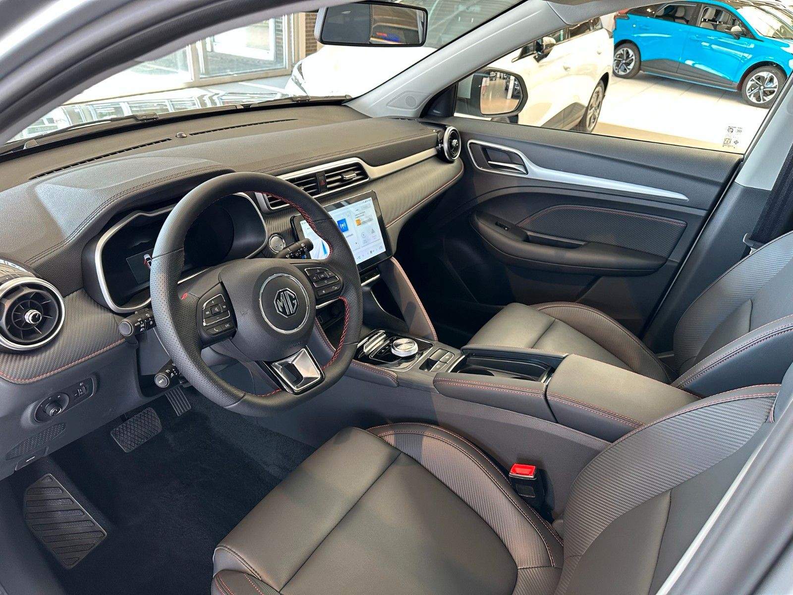 Fahrzeugabbildung MG ZS Maximal Luxury Elektrofahrzeug SOFORT VERF.