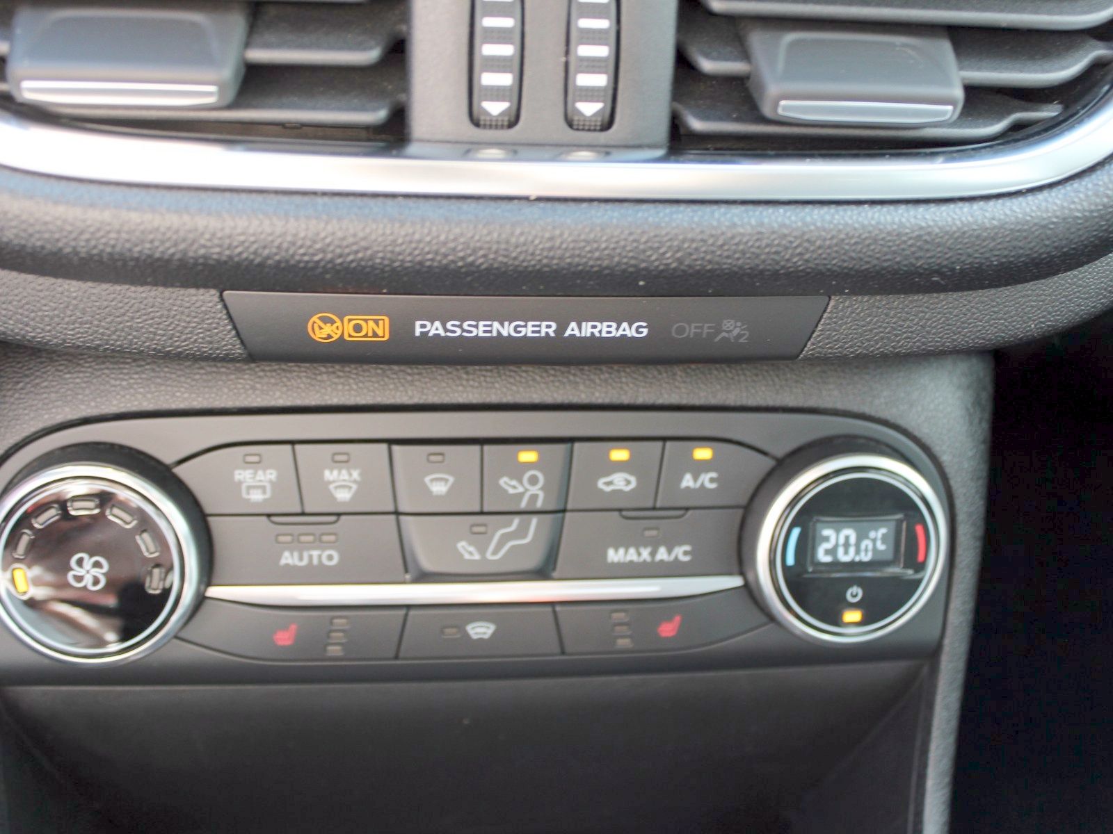 Fahrzeugabbildung Ford Fiesta Active 1,0 EcoBoost Start/Stopp