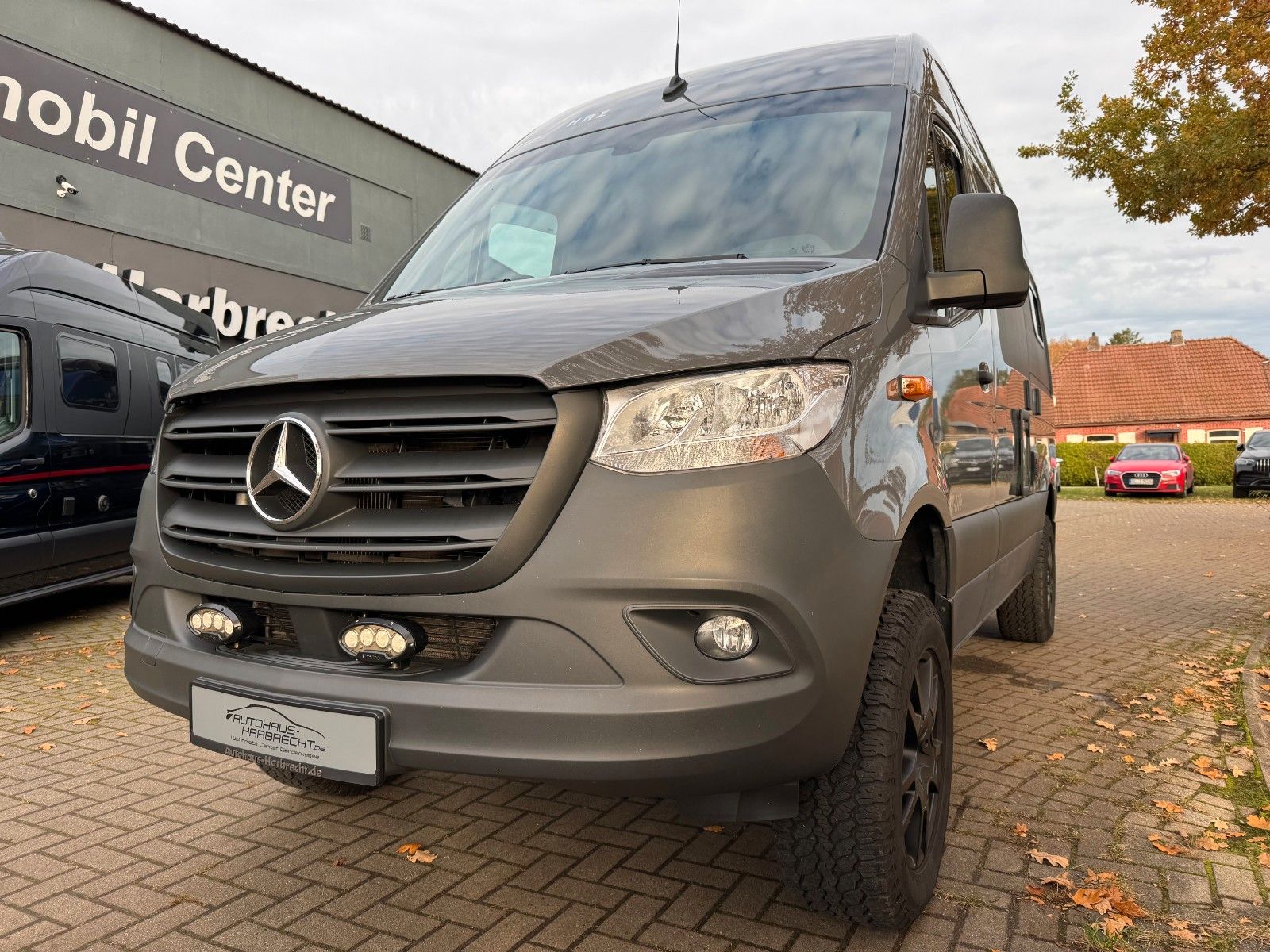 HRZ Freedom Life-Mercedes 3.0-V6-4x4-Standklima-Ahk