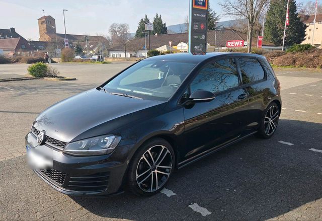 VW Golf