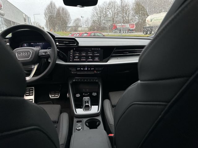 A3 Sportback 35 TFSI S-Tronic S line MATRIX PANO