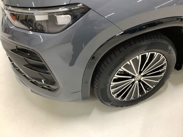 Tayron R-Line 2,0 TDI SCR 4MOTION 142 kW (193 PS