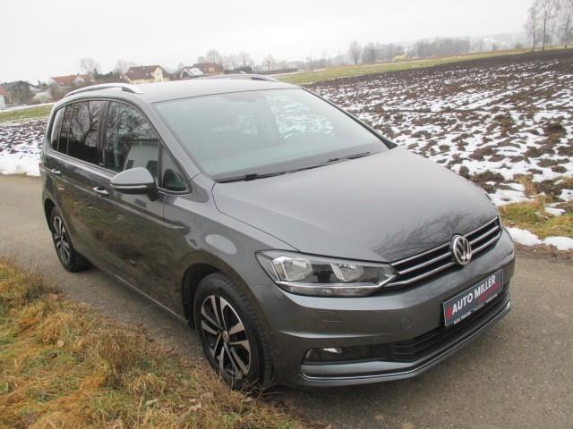 Volkswagen Touran 2.0 TDI DSG UNITED