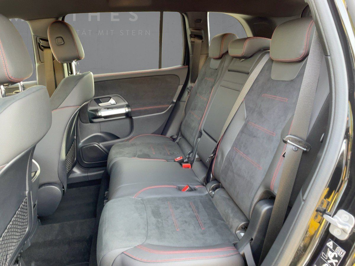 Fahrzeugabbildung Mercedes-Benz GLB 220 d 4M AMG/Night/Kamera/AHK/19''