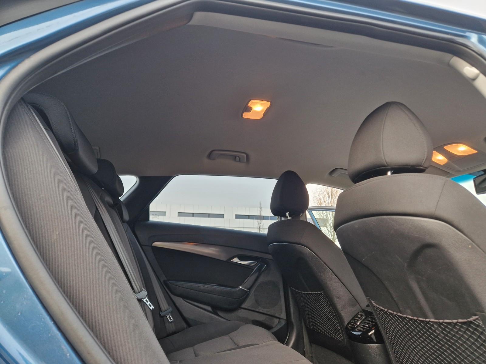 Hyundai i40 2015 — фото 10