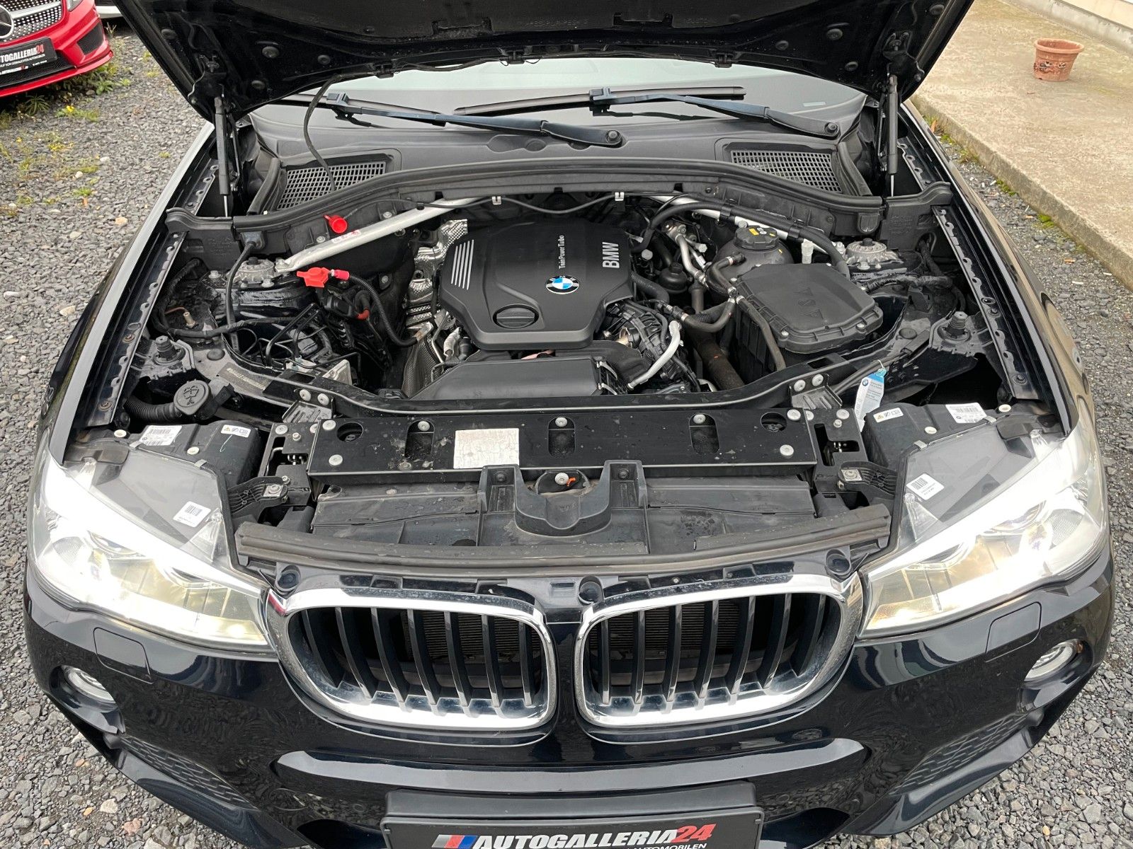 Fahrzeugabbildung BMW X3 xDrive20d Aut M SPORTPAKET HUD Navi Xenon Pan