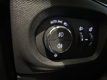 Bild 22 Opel Corsa 1.2 Edition AT8/SHZ+LHZ/PDC v+h+CAM/Allwet