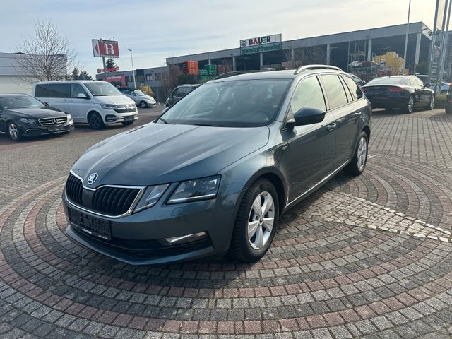 Skoda Octavia Combi Soleil 4x4 Navi,LED,AHK,Distronic