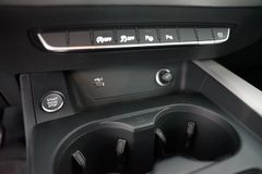 AUDI A4 Limousine 35 TDI S line | MMI Plus | AHK AUDI A4 Limousine 35 TDI S line | MMI Plus | AHK