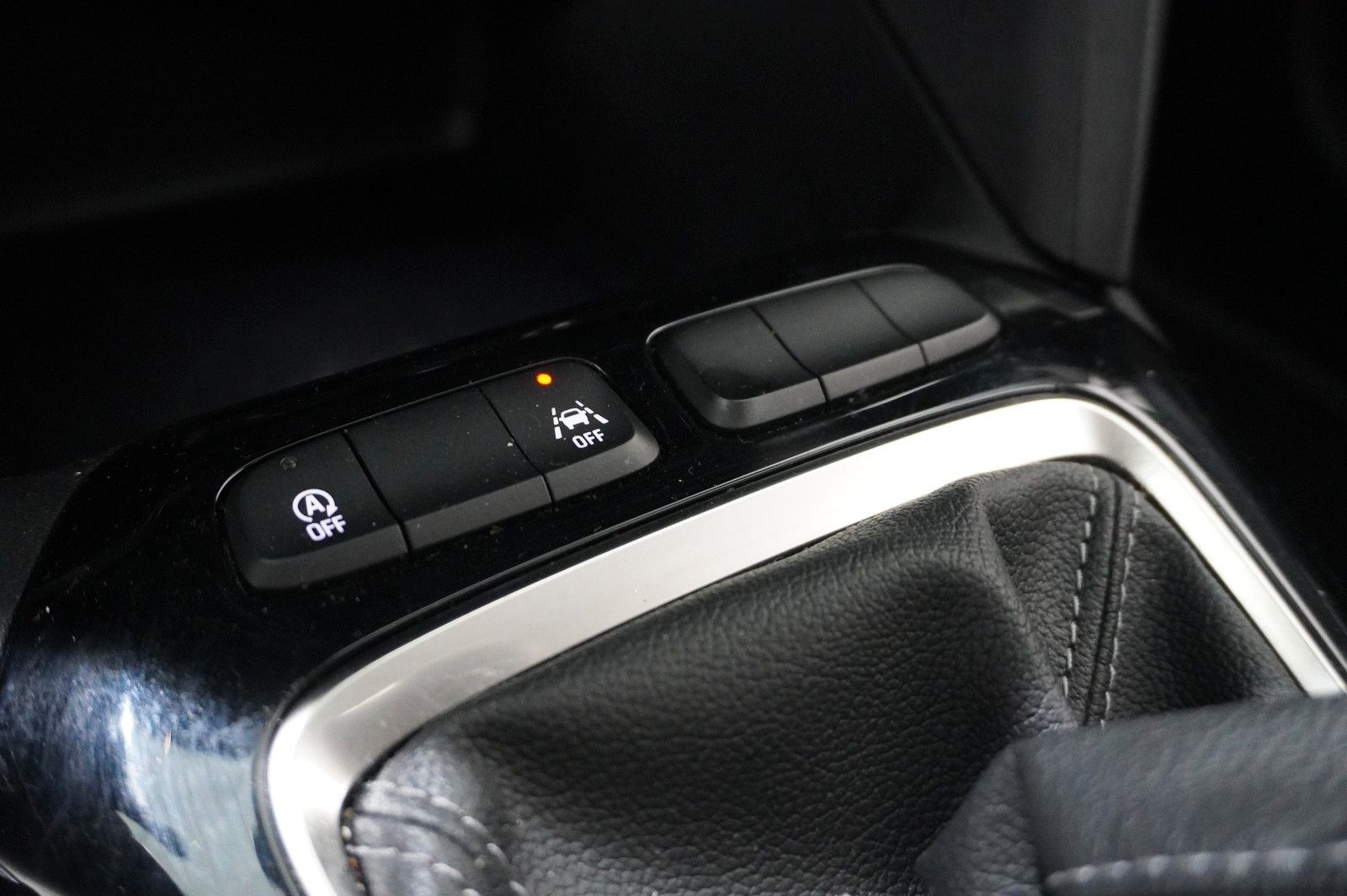Fahrzeugabbildung Opel Corsa F 1.2T ELEGANCE NAVI/LED/SPORT/VIRTU./DAB+