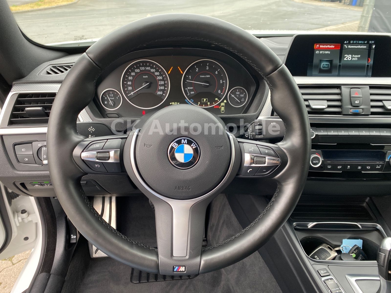 Fahrzeugabbildung BMW 430d xDrive Gran Coupe M-Sport/Navi/Head-Up/LED