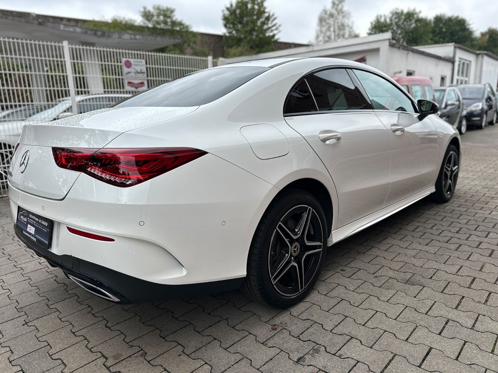 Mercedes-Benz CLA 250 e foto 5