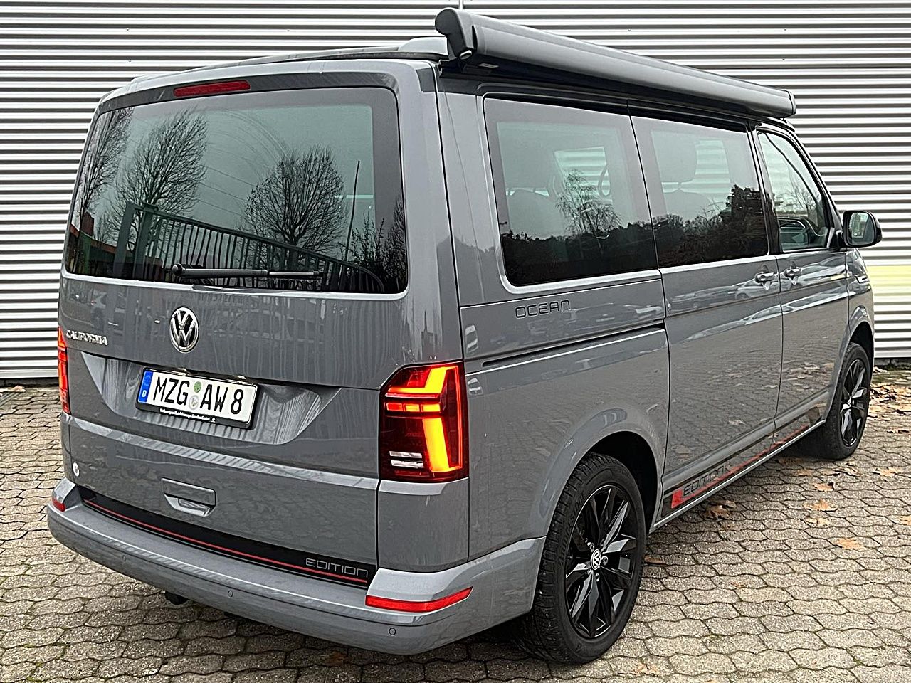 Fahrzeugabbildung Volkswagen T6.1 California Ocean Edition 2.0 TDI DSG Klima