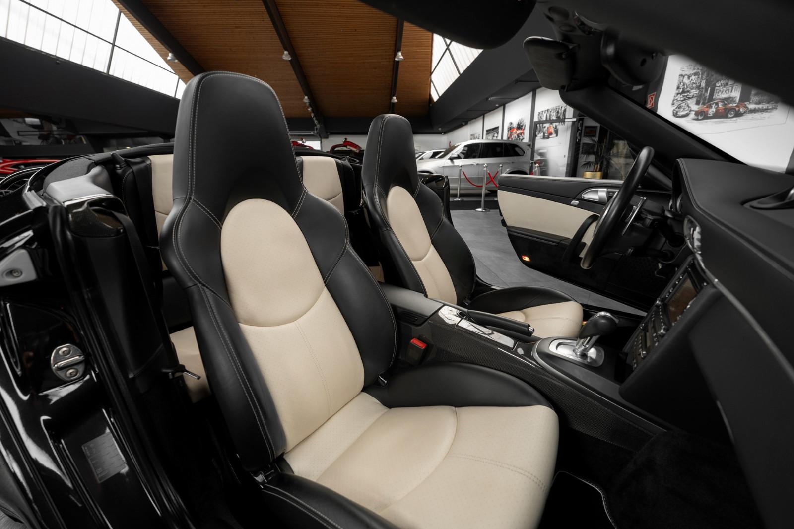 Porsche 911 997 Turbo S Cabriolet 530 ch • PDK • Porsche Exclusive Manufaktur • Carbone • PCCB
