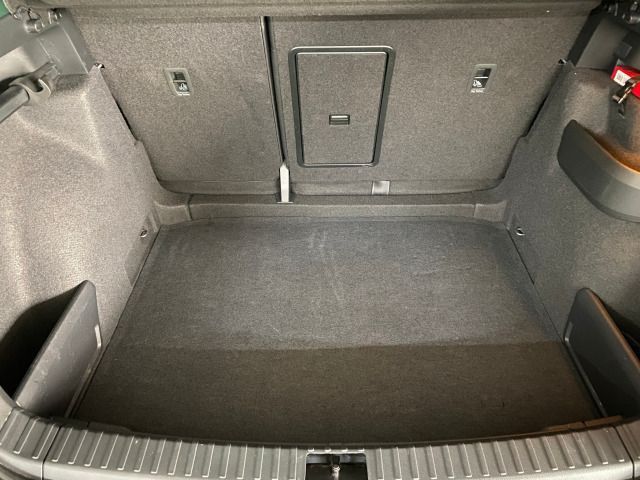 Karoq Style 1.5 TSI AHK+NAVI+KAMERA