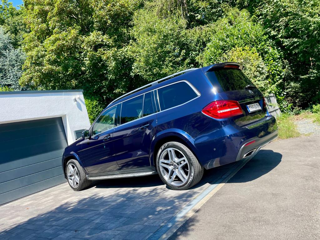 Mercedes-Benz GLS 500