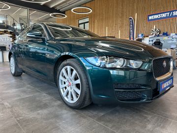MYAUTOCENTER – Gebraucht- und Jahreswagen mit Werkstattservice in Pfaffenhofen Jaguar XE Pure *LED*Keyless*2-Zonen*Tempo*Navi*