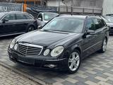 Mercedes-Benz T-Modell E 280 T CDI/Navi/Automatik/Xenon - Mercedes-Benz E-Klasse aus 2009: T Modell