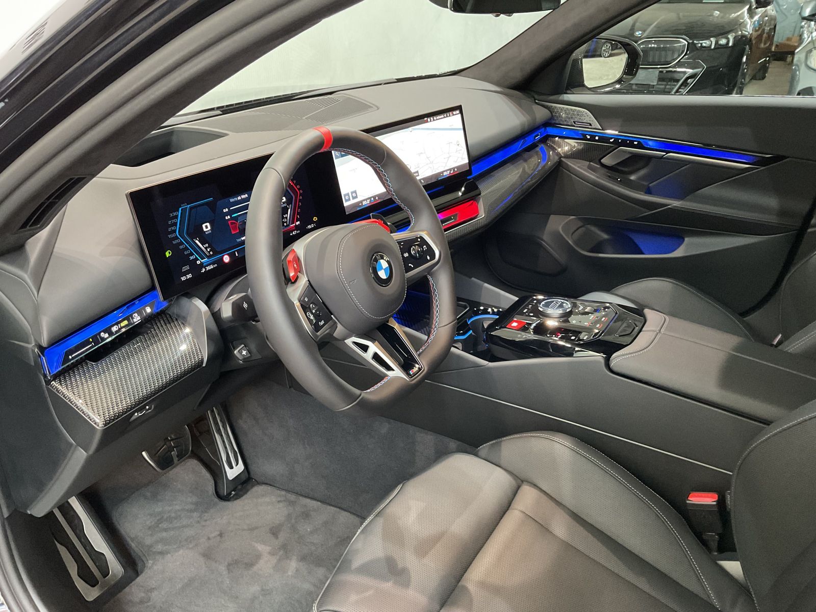 Fahrzeugabbildung BMW M5 Limousine Sitzlüftung, Bowers & Wilkins, M Ca