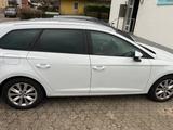 Seat Leon 1.6 TDI 85kW FR DSG FR - Seat Leon mit Diesel-Antrieb: Standheizung, Limousine