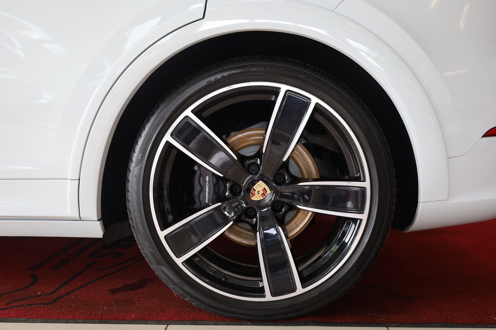 Porsche Cayenne E-Hybrid Platinum Edition foto 4