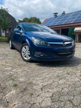 Opel Astra H GTC - Opel Astra aus 2010: Gtc
