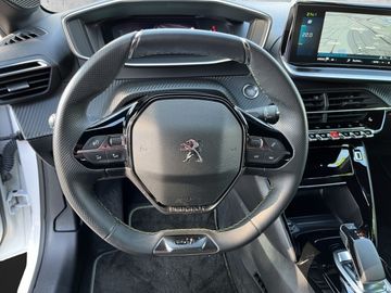 Peugeot 208 Elektro GT Pack 136 Navi+RFK+SHZ+Carplay+LM