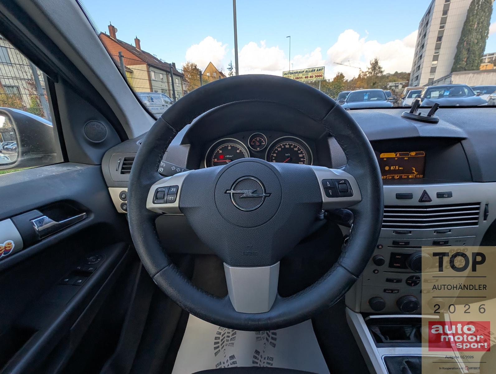 Opel Astra 2007 — photo 17