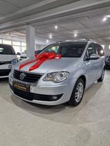 Volkswagen Touran - bis 3 Jahre Garantie möglich * - gebrauchte VW Touran aus dem Jahr 2009