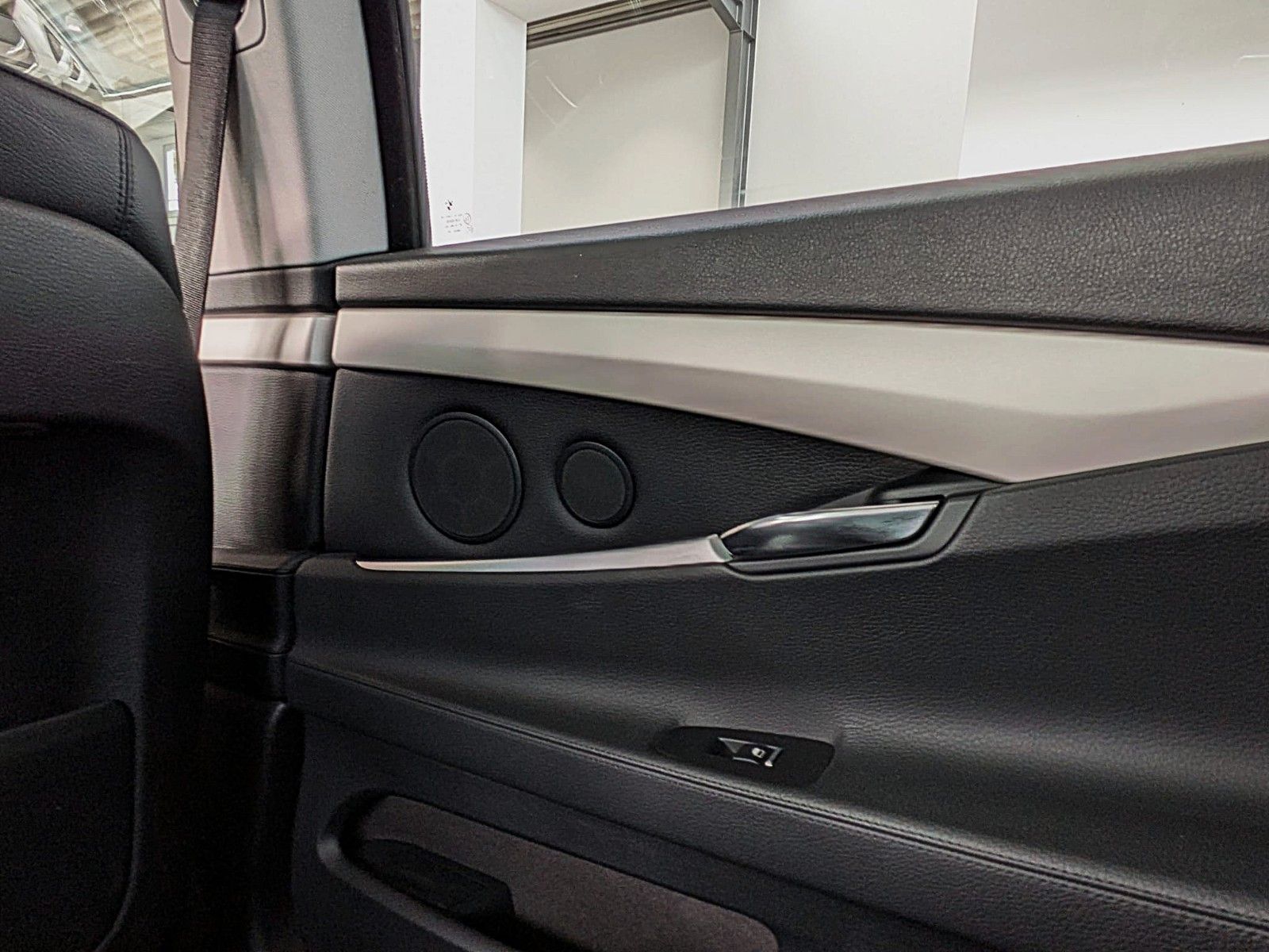 Fahrzeugabbildung BMW 530d GT xDRIVE LEDER PANO NAVI HiFi HUD STANDH.