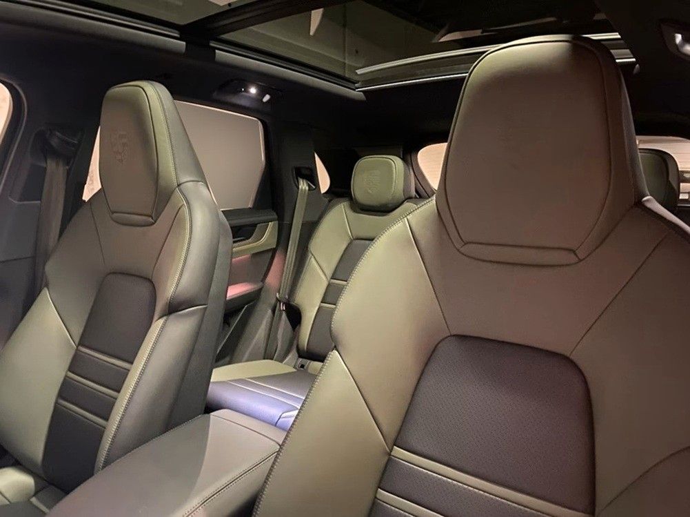 Porsche Cayenne E-Hybrid Sport Design Luft Pano DVD foto 4